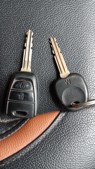 Used 2021 Hyundai New Santro 1.1 Sportz MT Petrol Manual extra CAR KEY VIEW