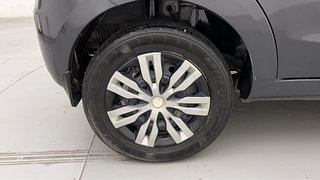 Used 2016 Tata Bolt [2014-2019] XMS Petrol Petrol Manual tyres RIGHT REAR TYRE RIM VIEW