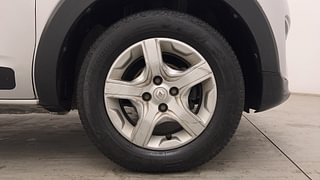Used 2019 Renault Triber RXZ Petrol Manual tyres RIGHT FRONT TYRE RIM VIEW