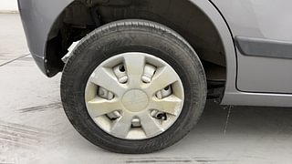Used 2011 Maruti Suzuki Wagon R 1.0 [2010-2013] LXi CNG Petrol+cng Manual tyres RIGHT REAR TYRE RIM VIEW