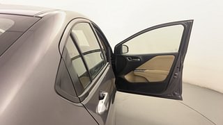 Used 2018 Honda City [2017-2020] VX CVT Petrol Automatic interior RIGHT FRONT DOOR OPEN VIEW