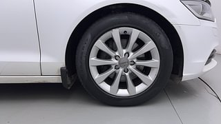 Used 2014 Audi A6 [2011-2015] 2.0 TDI Premium Plus Diesel Automatic tyres RIGHT FRONT TYRE RIM VIEW