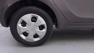 Used 2018 Tata Tiago [2016-2020] Revotron XT Petrol Manual tyres RIGHT REAR TYRE RIM VIEW