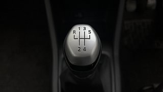 Used 2019 Renault Triber RXZ Petrol Manual interior GEAR  KNOB VIEW