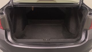 Used 2018 Honda City [2017-2020] VX CVT Petrol Automatic interior DICKY INSIDE VIEW