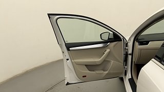 Used 2019 Skoda Octavia [2017-2019] Style 1.8 TSI AT Petrol Automatic interior LEFT FRONT DOOR OPEN VIEW