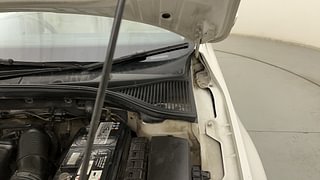 Used 2019 Skoda Octavia [2017-2019] Style 1.8 TSI AT Petrol Automatic engine ENGINE LEFT SIDE HINGE & APRON VIEW
