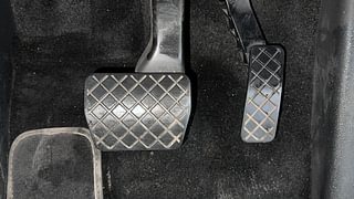 Used 2019 Volkswagen Tiguan [2017-2020] Highline TDI Diesel Automatic interior PEDALS VIEW