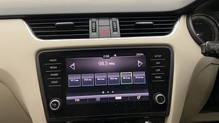 Used 2019 Skoda Octavia [2017-2019] Style 1.8 TSI AT Petrol Automatic top_features Integrated (in-dash) music system