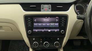 Used 2019 Skoda Octavia [2017-2019] Style 1.8 TSI AT Petrol Automatic interior MUSIC SYSTEM & AC CONTROL VIEW