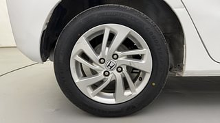 Used 2018 Honda Jazz V CVT Petrol Petrol Automatic tyres RIGHT REAR TYRE RIM VIEW