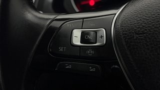 Used 2019 Volkswagen Tiguan [2017-2020] Highline TDI Diesel Automatic top_features Cruise control