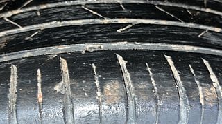 Used 2021 Hyundai Venue [2019-2022] SX 1.0  Turbo Petrol Manual tyres RIGHT REAR TYRE TREAD VIEW