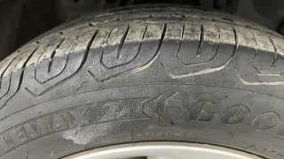 Used 2018 Honda Jazz V CVT Petrol Petrol Automatic tyres RIGHT FRONT TYRE TREAD VIEW