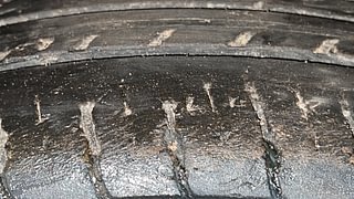 Used 2020 Hyundai Grand i10 Nios Asta U2 1.2 CRDI Diesel Manual tyres LEFT FRONT TYRE TREAD VIEW