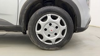 Used 2021 Hyundai Venue [2019-2022] SX 1.0  Turbo Petrol Manual tyres RIGHT FRONT TYRE RIM VIEW