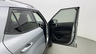 Used 2021 Hyundai Venue [2019-2022] SX 1.0  Turbo Petrol Manual interior RIGHT FRONT DOOR OPEN VIEW