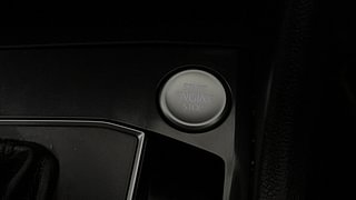 Used 2019 Volkswagen Tiguan [2017-2020] Highline TDI Diesel Automatic top_features Keyless start