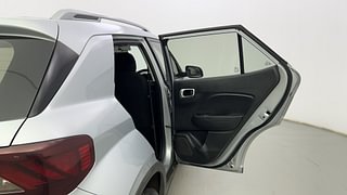 Used 2021 Hyundai Venue [2019-2022] SX 1.0  Turbo Petrol Manual interior RIGHT REAR DOOR OPEN VIEW