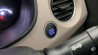 Used 2019 Hyundai Grand i10 [2017-2020] Asta 1.2 Kappa VTVT Petrol Manual top_features Keyless start