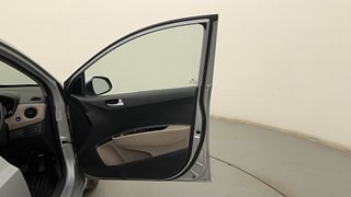Used 2019 Hyundai Grand i10 [2017-2020] Asta 1.2 Kappa VTVT Petrol Manual interior RIGHT FRONT DOOR OPEN VIEW