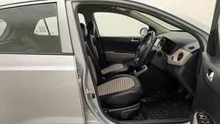 Used 2019 Hyundai Grand i10 [2017-2020] Asta 1.2 Kappa VTVT Petrol Manual interior RIGHT SIDE FRONT DOOR CABIN VIEW