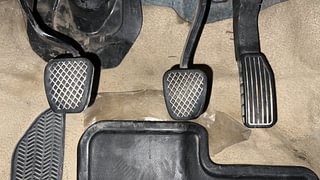 Used 2017 Honda City [2017-2020] VX Petrol Manual interior PEDALS VIEW