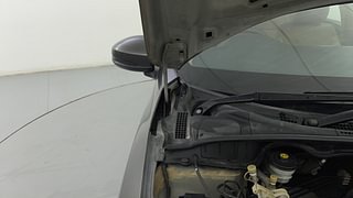 Used 2015 Honda City [2014-2017] SV Petrol Manual engine ENGINE RIGHT SIDE HINGE & APRON VIEW