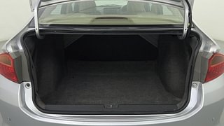 Used 2017 Honda City [2017-2020] VX Petrol Manual interior DICKY INSIDE VIEW