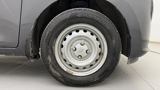 Used 2020 Hyundai New Santro 1.1 Era Executive Petrol Manual tyres RIGHT FRONT TYRE RIM VIEW