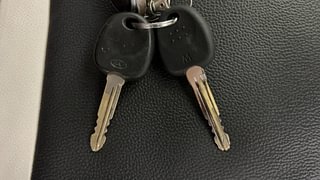 Used 2020 Hyundai New Santro 1.1 Era Executive Petrol Manual extra CAR KEY VIEW