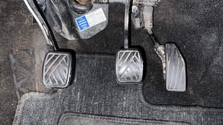 Used 2016 Maruti Suzuki Baleno [2015-2019] Zeta Petrol Petrol Manual interior PEDALS VIEW