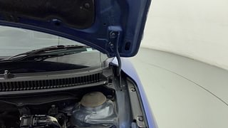 Used 2016 Maruti Suzuki Baleno [2015-2019] Zeta Petrol Petrol Manual engine ENGINE LEFT SIDE HINGE & APRON VIEW