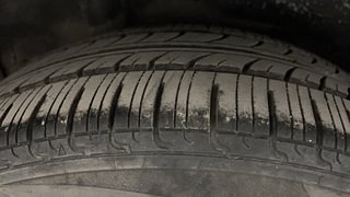 Used 2017 Honda Mobilio [2014-2017] S Petrol Petrol Manual tyres RIGHT REAR TYRE TREAD VIEW