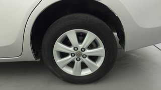 Used 2015 Toyota Corolla Altis [2014-2017] G Petrol Petrol Manual tyres LEFT REAR TYRE RIM VIEW