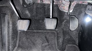 Used 2015 Toyota Corolla Altis [2014-2017] G Petrol Petrol Manual interior PEDALS VIEW