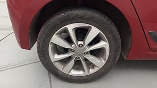 Used 2014 Hyundai Elite i20 [2014-2018] Asta 1.2 Petrol Manual tyres RIGHT REAR TYRE RIM VIEW
