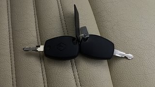 Used 2015 Renault Duster 85 PS RxL Diesel Diesel Manual extra CAR KEY VIEW