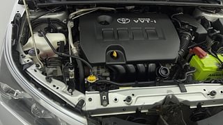 Used 2015 Toyota Corolla Altis [2014-2017] G Petrol Petrol Manual engine ENGINE RIGHT SIDE VIEW