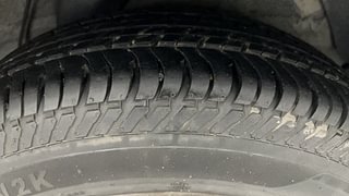 Used 2014 Hyundai i20 [2012-2014] Sportz 1.4 CRDI Diesel Manual tyres LEFT REAR TYRE TREAD VIEW