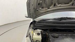 Used 2014 Hyundai i20 [2012-2014] Sportz 1.4 CRDI Diesel Manual engine ENGINE RIGHT SIDE HINGE & APRON VIEW
