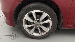 Used 2014 Hyundai Elite i20 [2014-2018] Asta 1.2 Petrol Manual tyres LEFT FRONT TYRE RIM VIEW