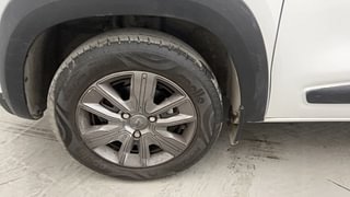 Used 2022 Renault Kwid CLIMBER 1.0 AMT Opt Petrol Automatic tyres LEFT FRONT TYRE RIM VIEW