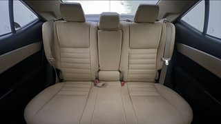 Used 2015 Toyota Corolla Altis [2014-2017] G Petrol Petrol Manual interior REAR SEAT CONDITION VIEW