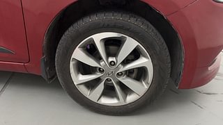Used 2014 Hyundai Elite i20 [2014-2018] Asta 1.2 Petrol Manual tyres RIGHT FRONT TYRE RIM VIEW