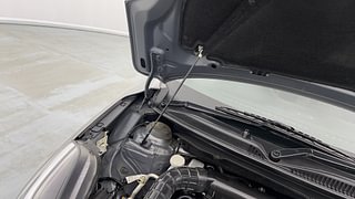 Used 2021 Toyota Glanza [2019-2022] G Hybrid Petrol Manual engine ENGINE RIGHT SIDE HINGE & APRON VIEW