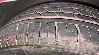 Used 2014 Hyundai Elite i20 [2014-2018] Asta 1.2 Petrol Manual tyres LEFT FRONT TYRE TREAD VIEW