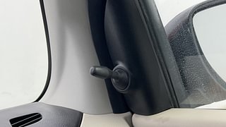 Used 2020 Maruti Suzuki Celerio VXI AMT Petrol Automatic top_features Adjustable ORVM