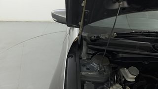 Used 2018 Maruti Suzuki Ciaz S Petrol Petrol Manual engine ENGINE RIGHT SIDE HINGE & APRON VIEW