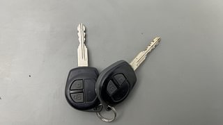 Used 2013 Maruti Suzuki Swift [2011-2017] ZXi Petrol Manual extra CAR KEY VIEW